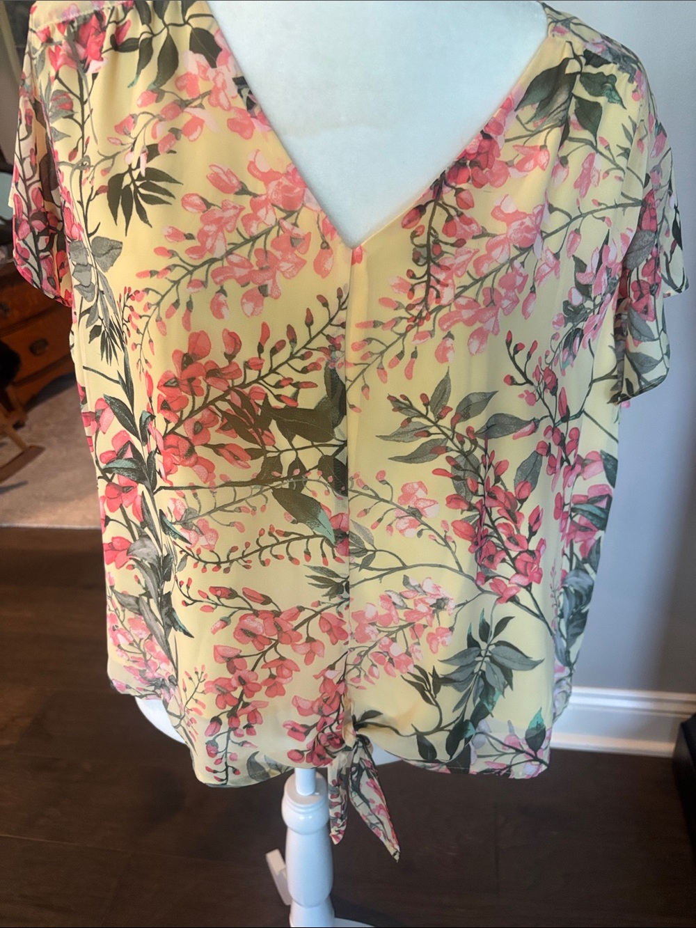 Investments Yellow Floral V-Neck Tie-Front Blouse